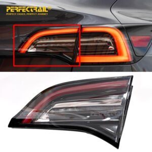 PERFECTRAIL 1077402-00-F Tail Light
